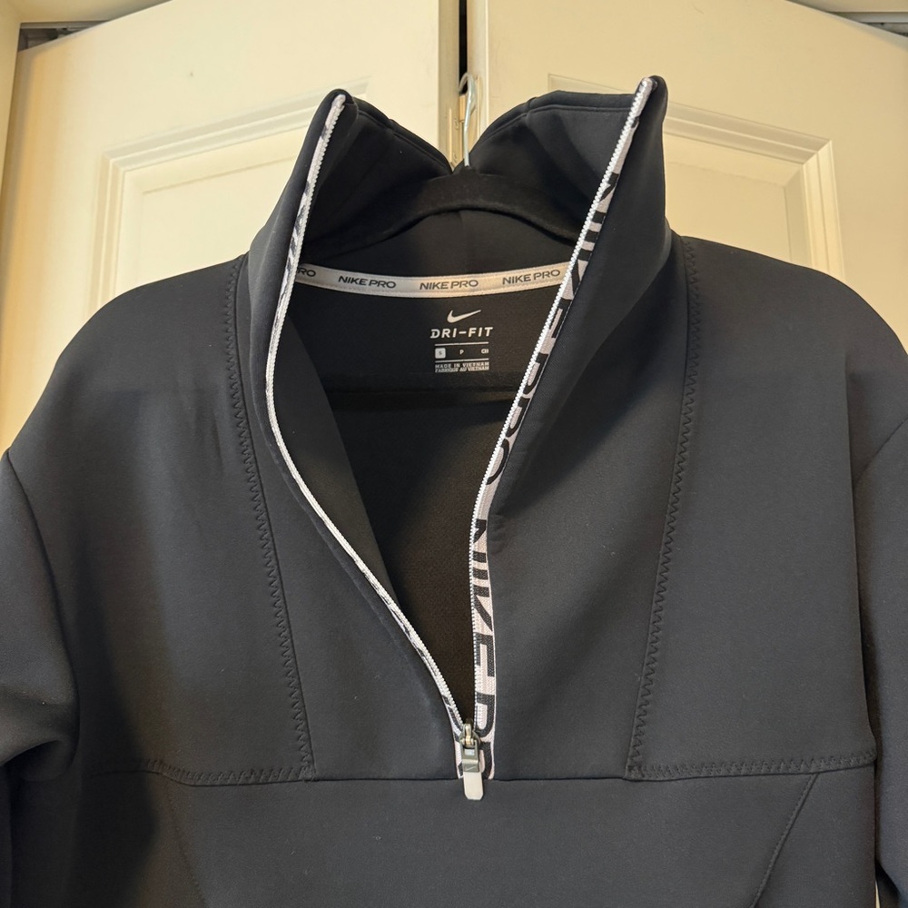 Nike Pro Black Pullover Sweatshirt Size Small - Picture 9 of 12